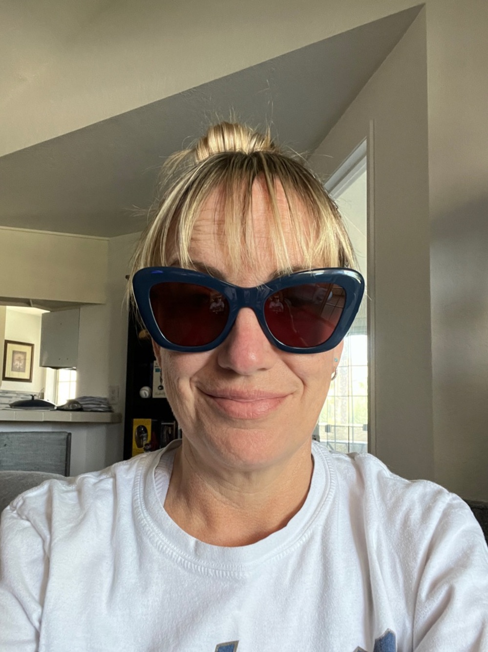 Dior Navy Blue Cat-Eye Sunglasses 💙 - Picture 11 of 11